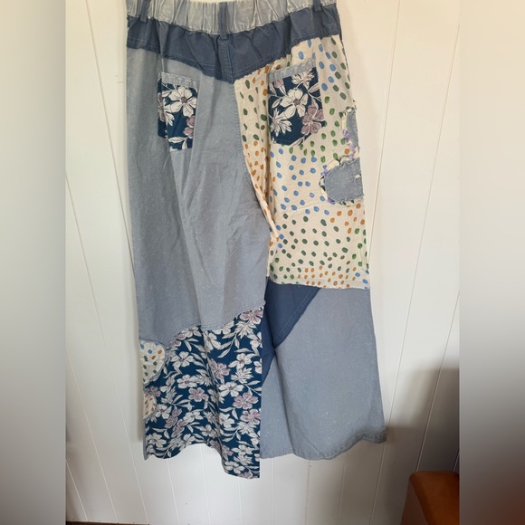 EASEL Wide-Leg Patchwork Flower Pants Denim Blue and Cream SZ Large - Picture 2 of 10